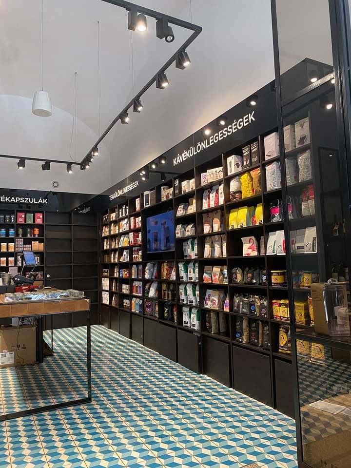 Kávétársaság coffee shop in Budapest