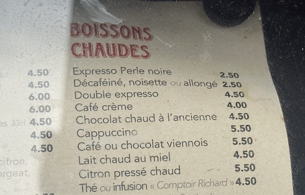 Boissons Chaudes French menu with expresso spelling