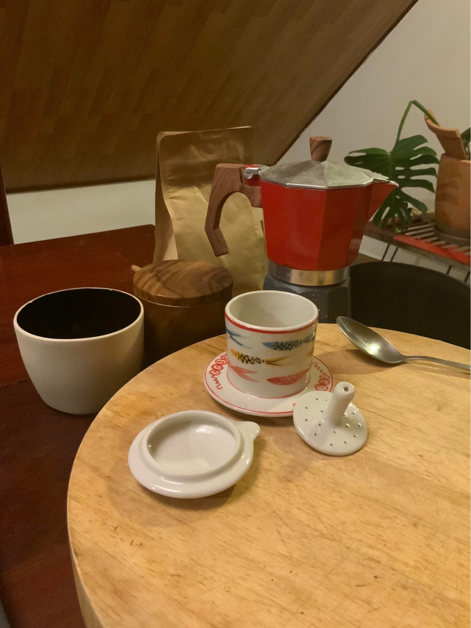 How to Make Vietnamese Phin Coffee